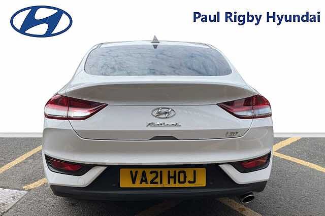 Hyundai i30 Fastback 1.4 T-GDI Premium 5dr DCT