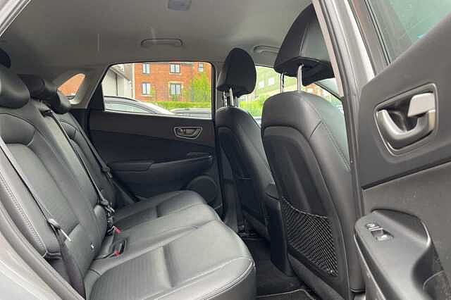 Hyundai KONA Premium SE 64kWh 5dr Auto