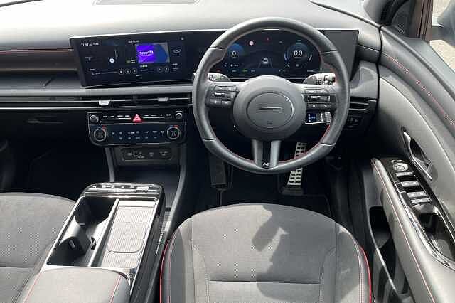 Hyundai TUCSON 1.6T Plug-in Hybrid N Line 5dr Auto White
