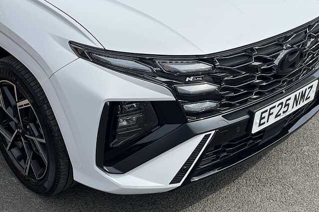 Hyundai TUCSON 1.6T Plug-in Hybrid N Line 5dr Auto White
