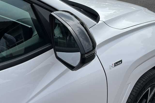 Hyundai TUCSON 1.6T Plug-in Hybrid N Line 5dr Auto White