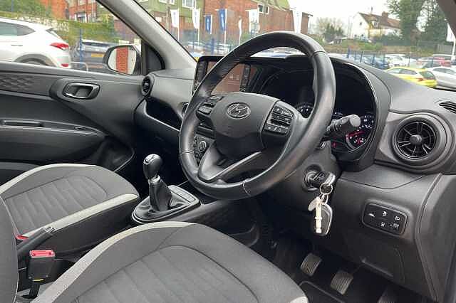 Hyundai i10 1.2 MPi SE Connect 5dr