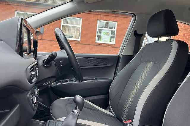 Hyundai i10 1.2 MPi SE Connect 5dr