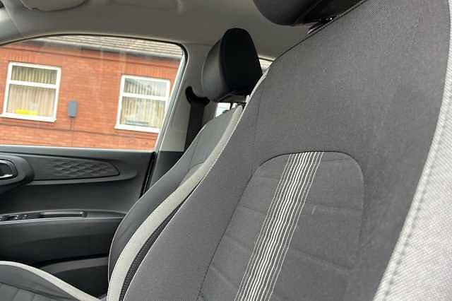 Hyundai i10 1.2 MPi SE Connect 5dr