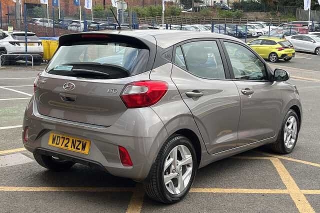 Hyundai i10 1.2 MPi SE Connect 5dr