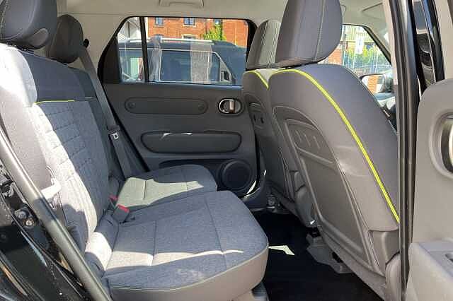 Hyundai Inster Cross 49kWh 5dr Auto