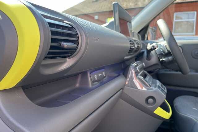 Hyundai Inster Cross 49kWh 5dr Auto