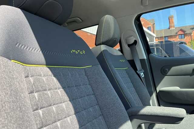 Hyundai Inster Cross 49kWh 5dr Auto