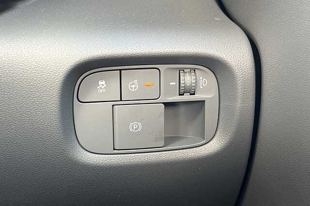 Hyundai Inster Cross 49kWh 5dr Auto