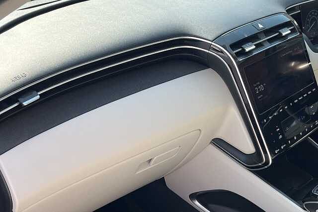 Hyundai TUCSON 1.6 T-GDi Hybrid 230ps Ultimate 5dr 2WD Auto