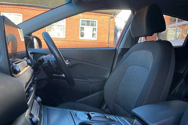 Hyundai KONA Premium 64kWh 5dr Auto Red