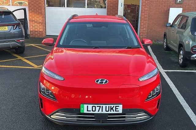 Hyundai KONA Premium 64kWh 5dr Auto Red