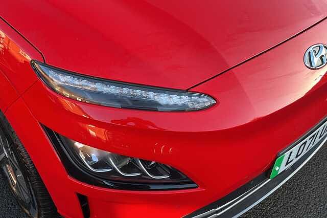 Hyundai KONA Premium 64kWh 5dr Auto Red