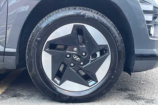 Hyundai KONA Advance 65kWh 5dr Auto