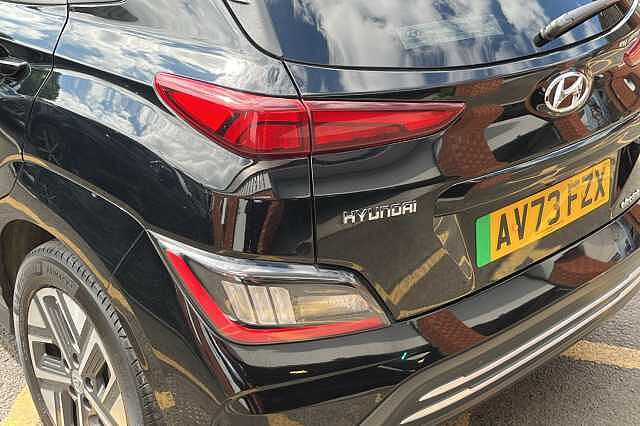 Hyundai KONA Premium 64kWh 5dr Auto