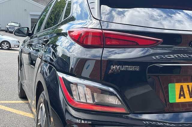 Hyundai KONA Premium 64kWh 5dr Auto