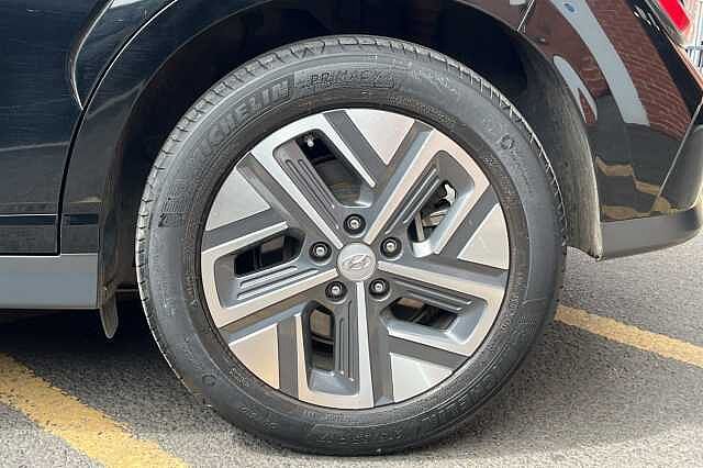 Hyundai KONA Premium 64kWh 5dr Auto