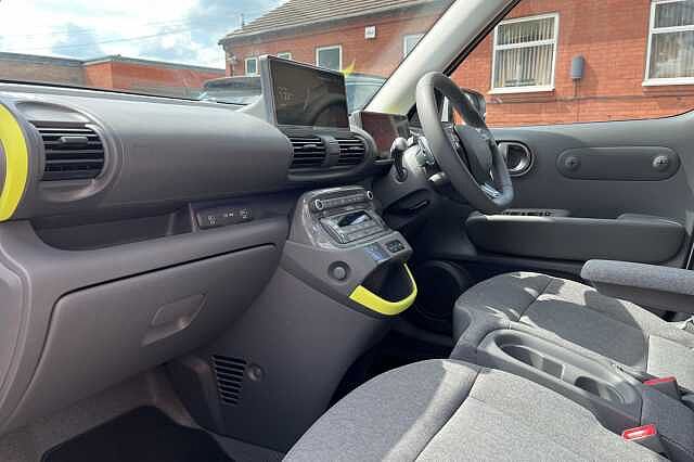 Hyundai Inster Cross 49kWh 5dr Auto