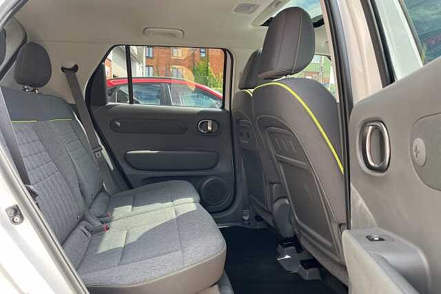 Hyundai Inster Cross 49kWh 5dr Auto
