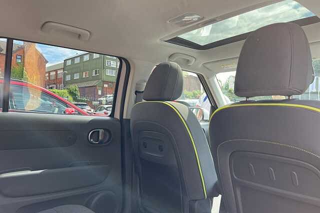 Hyundai Inster Cross 49kWh 5dr Auto