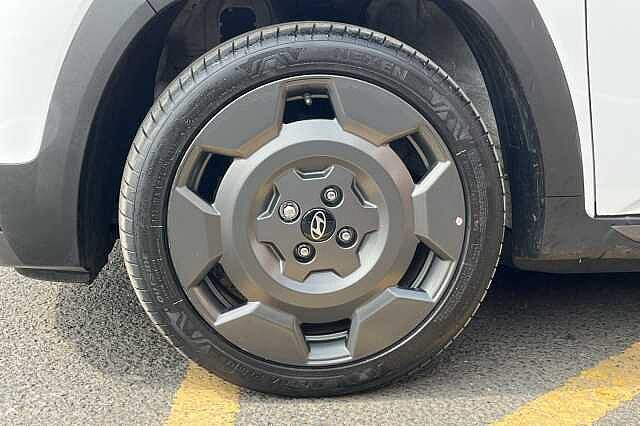 Hyundai Inster Cross 49kWh 5dr Auto