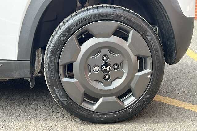 Hyundai Inster Cross 49kWh 5dr Auto