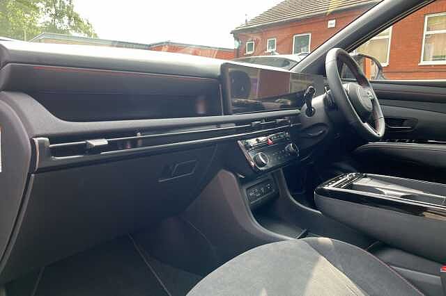 Hyundai TUCSON 1.6T Hybrid N Line S 5dr Auto Black