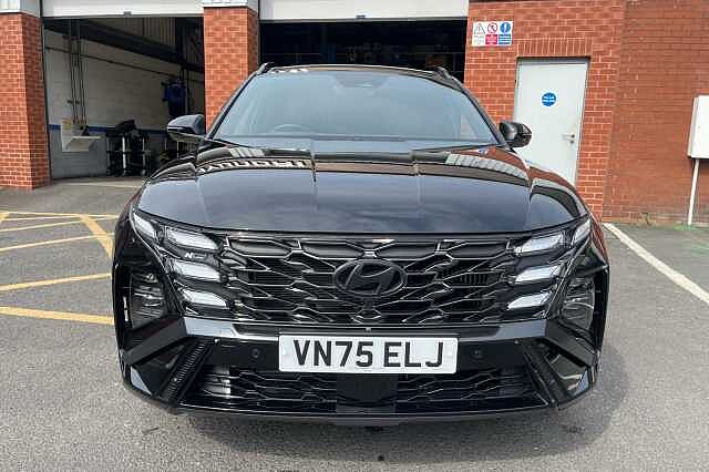 Hyundai TUCSON 1.6T Hybrid N Line S 5dr Auto Black