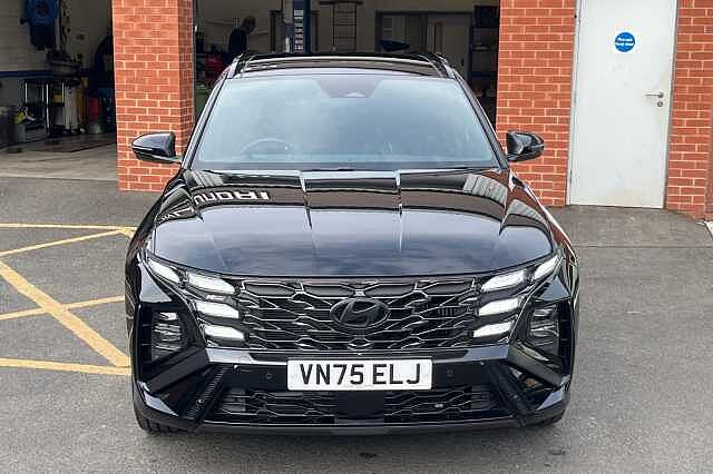 Hyundai TUCSON 1.6T Hybrid N Line S 5dr Auto Black