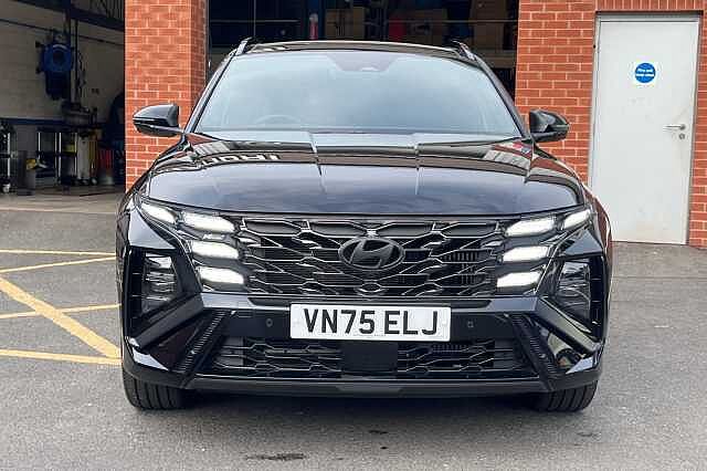 Hyundai TUCSON 1.6T Hybrid N Line S 5dr Auto Black
