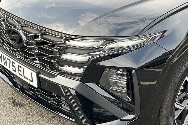 Hyundai TUCSON 1.6T Hybrid N Line S 5dr Auto Black