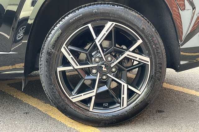 Hyundai TUCSON 1.6T Hybrid N Line S 5dr Auto Black