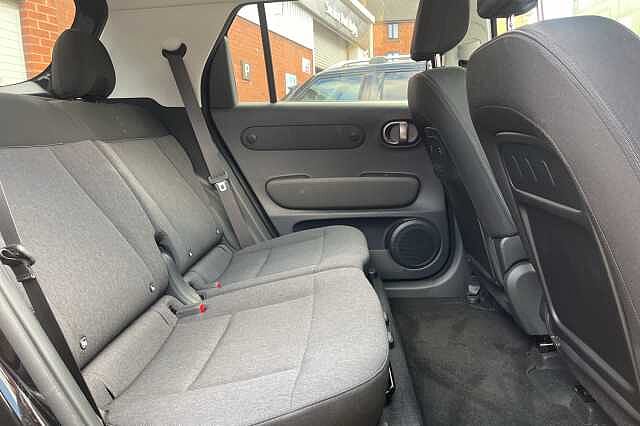 Hyundai Inster 02 49kWh 5dr Auto