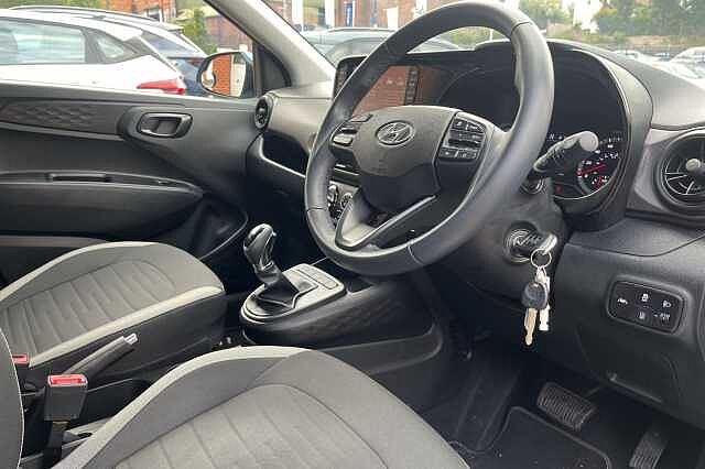 Hyundai i10 1.2 MPi SE Connect 5dr Auto