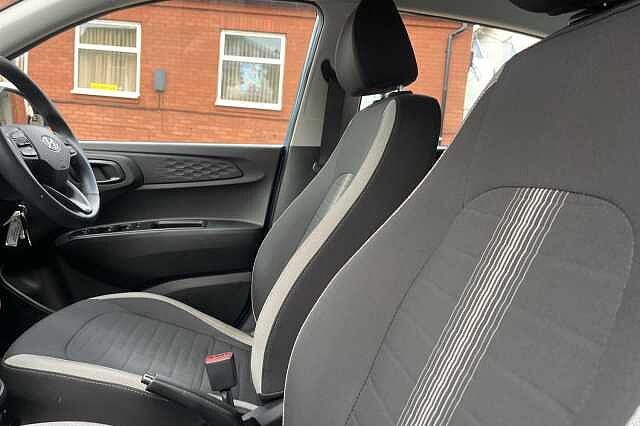 Hyundai i10 1.2 MPi SE Connect 5dr Auto
