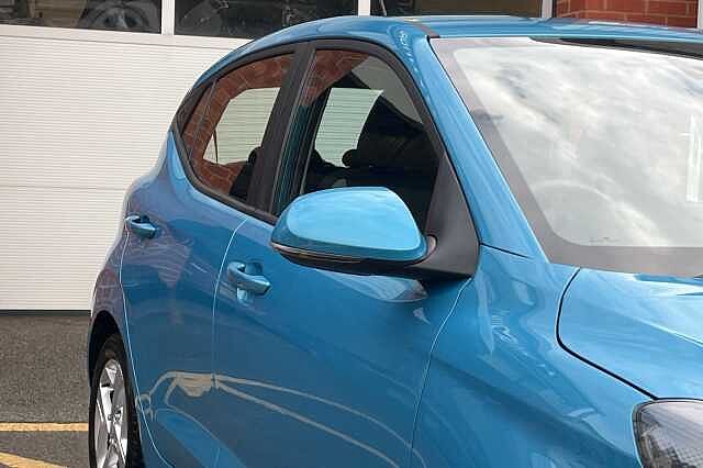 Hyundai i10 1.2 MPi SE Connect 5dr Auto