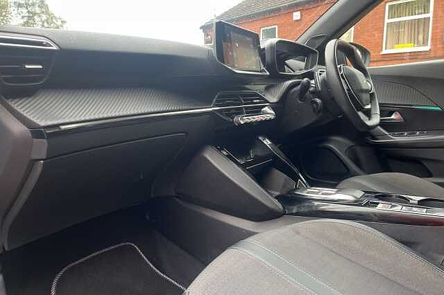 Peugeot 2008 1.2 PureTech 130 Allure Premium+ 5dr EAT8