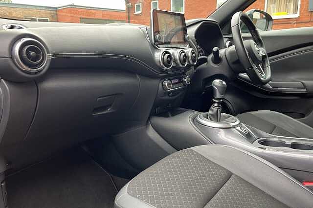 Nissan Juke 1.0 DiG-T 114 N-Connecta 5dr