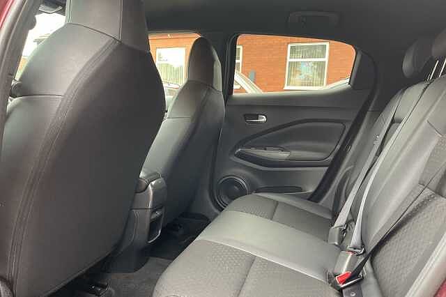 Nissan Juke 1.0 DiG-T 114 N-Connecta 5dr