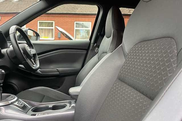 Nissan Juke 1.0 DiG-T 114 N-Connecta 5dr