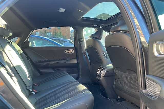 Hyundai IONIQ 6 First Edition 77kWh 4dr AWD Auto