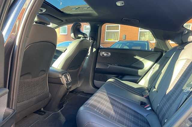 Hyundai IONIQ 6 First Edition 77kWh 4dr AWD Auto