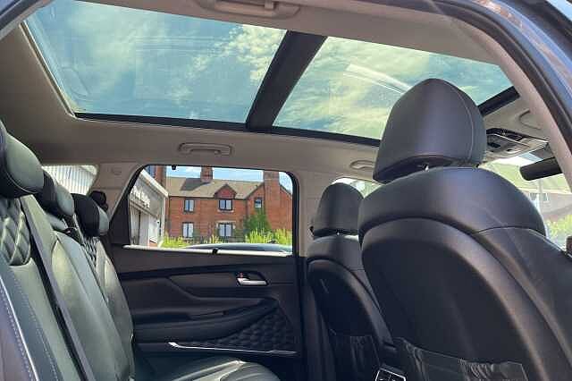 Hyundai SANTA FE 1.6 TGDi Plug-in Hybrid Ultimate 5dr 4WD Auto Grey