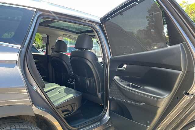 Hyundai SANTA FE 1.6 TGDi Plug-in Hybrid Ultimate 5dr 4WD Auto Grey