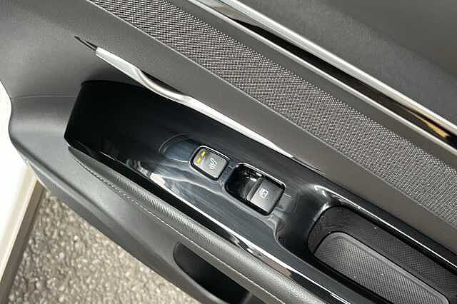 Hyundai TUCSON 1.6 T-GDi Hybrid 230ps Ultimate 5dr 2WD Auto