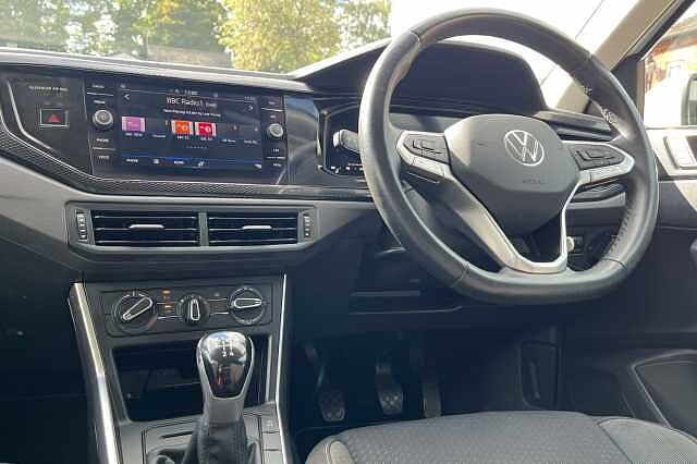 Volkswagen Polo 1.0 TSI Life 5dr