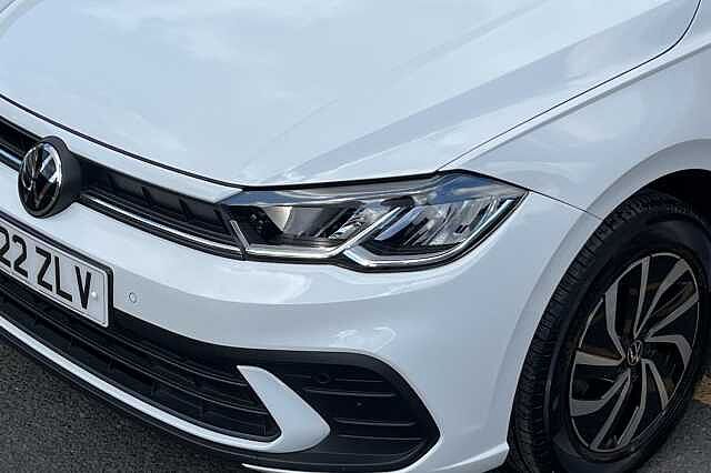Volkswagen Polo 1.0 TSI Life 5dr
