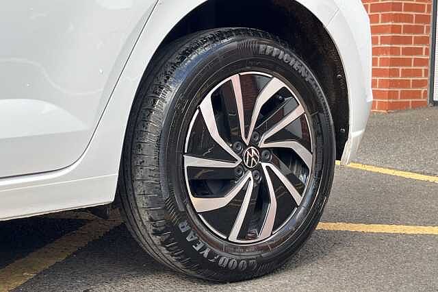 Volkswagen Polo 1.0 TSI Life 5dr