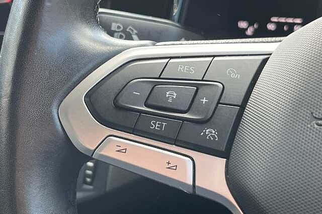 Volkswagen Polo 1.0 TSI Life 5dr