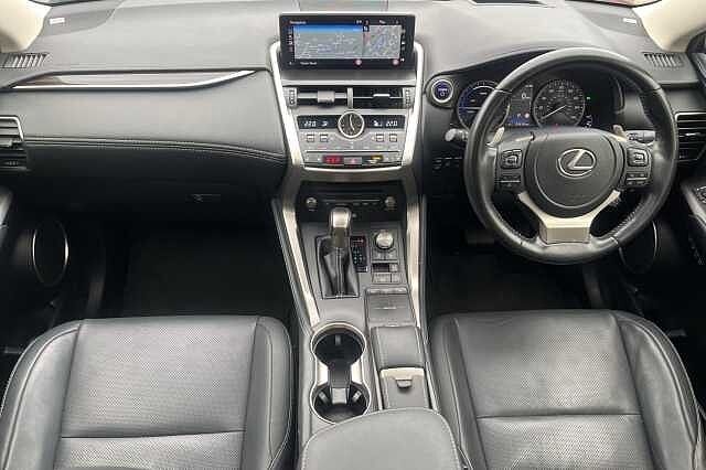Lexus Nx 300h 2.5 Takumi 5dr CVT [Pan roof]